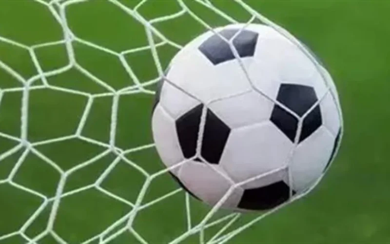 مباريات اليوم 4 فبراير.. عمر مرموش ومحمد عبد المنعم في اختبارات أوروبية حاسمة